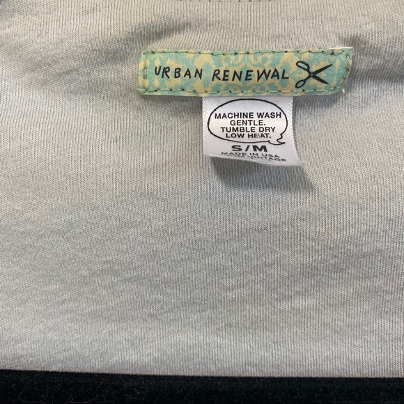 Urban Renewal Cropped Wolf Button Vest S/M - Picture 4 of 5